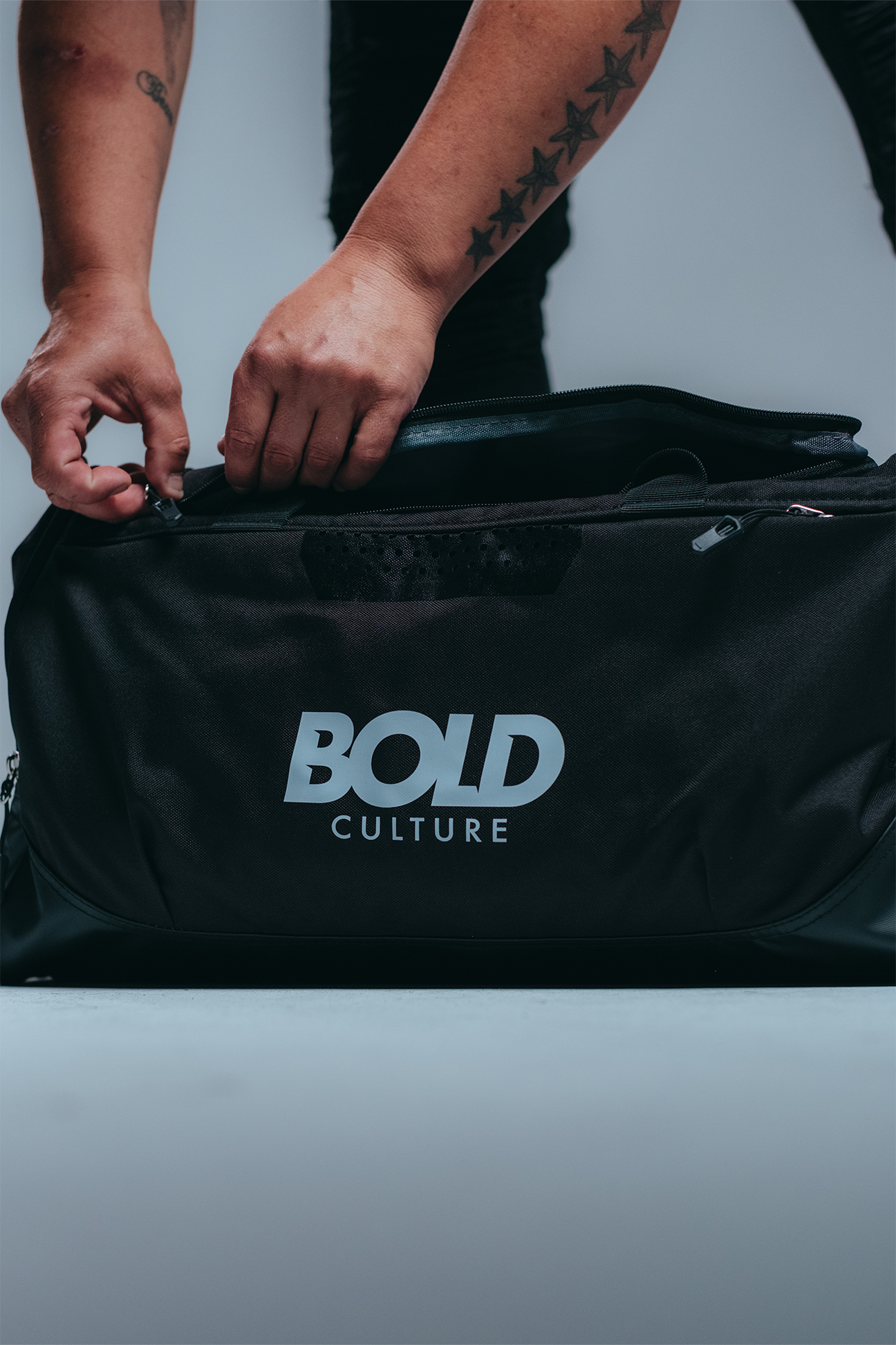 LOGO GYM BAG